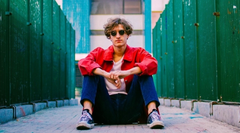 Il 21enne Gianeto: �Con il mio indie-pop canto tutto ci� che mi passa per la testa�